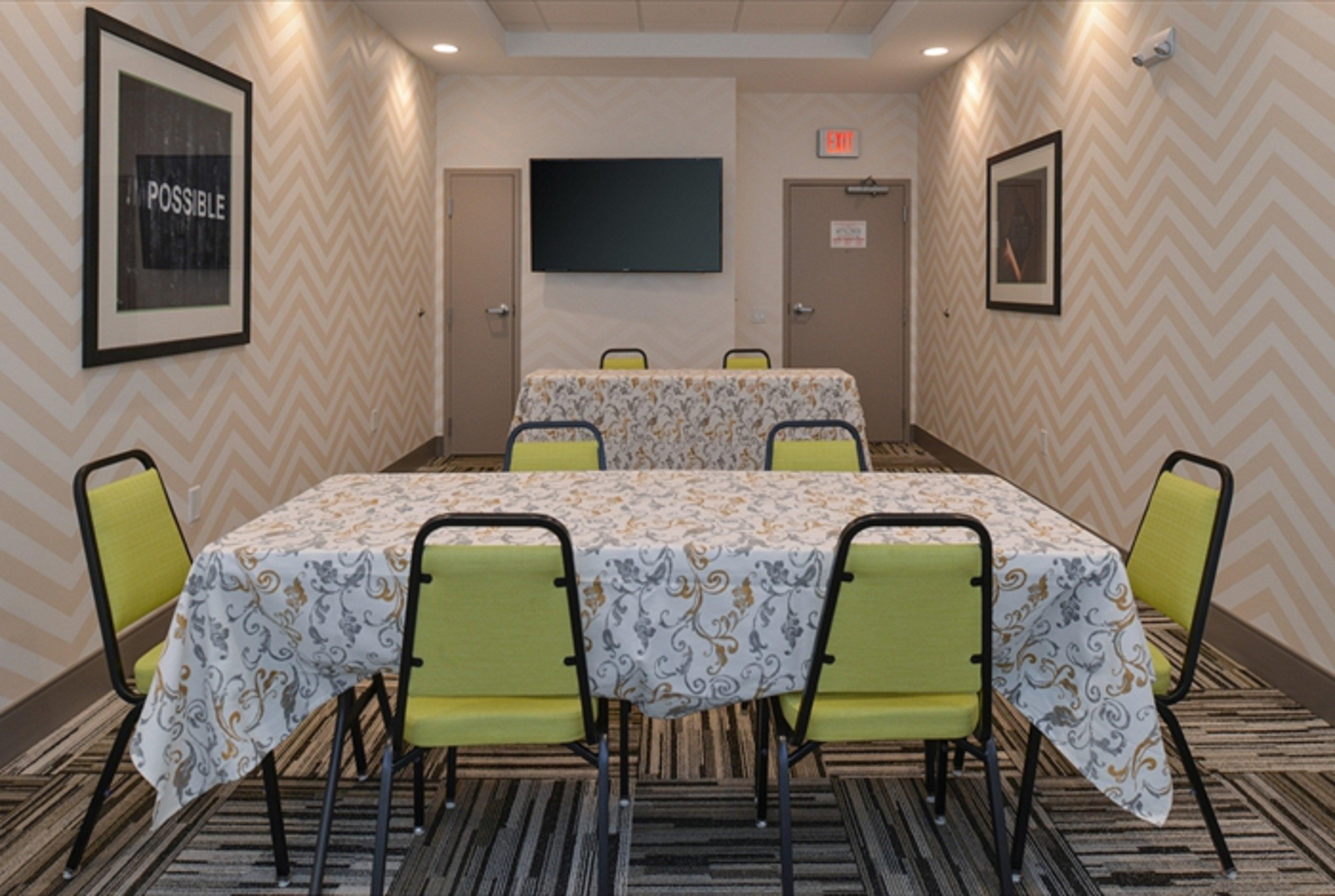 Holiday Inn Express & Suites Shippensburg By Ihg Buitenkant foto