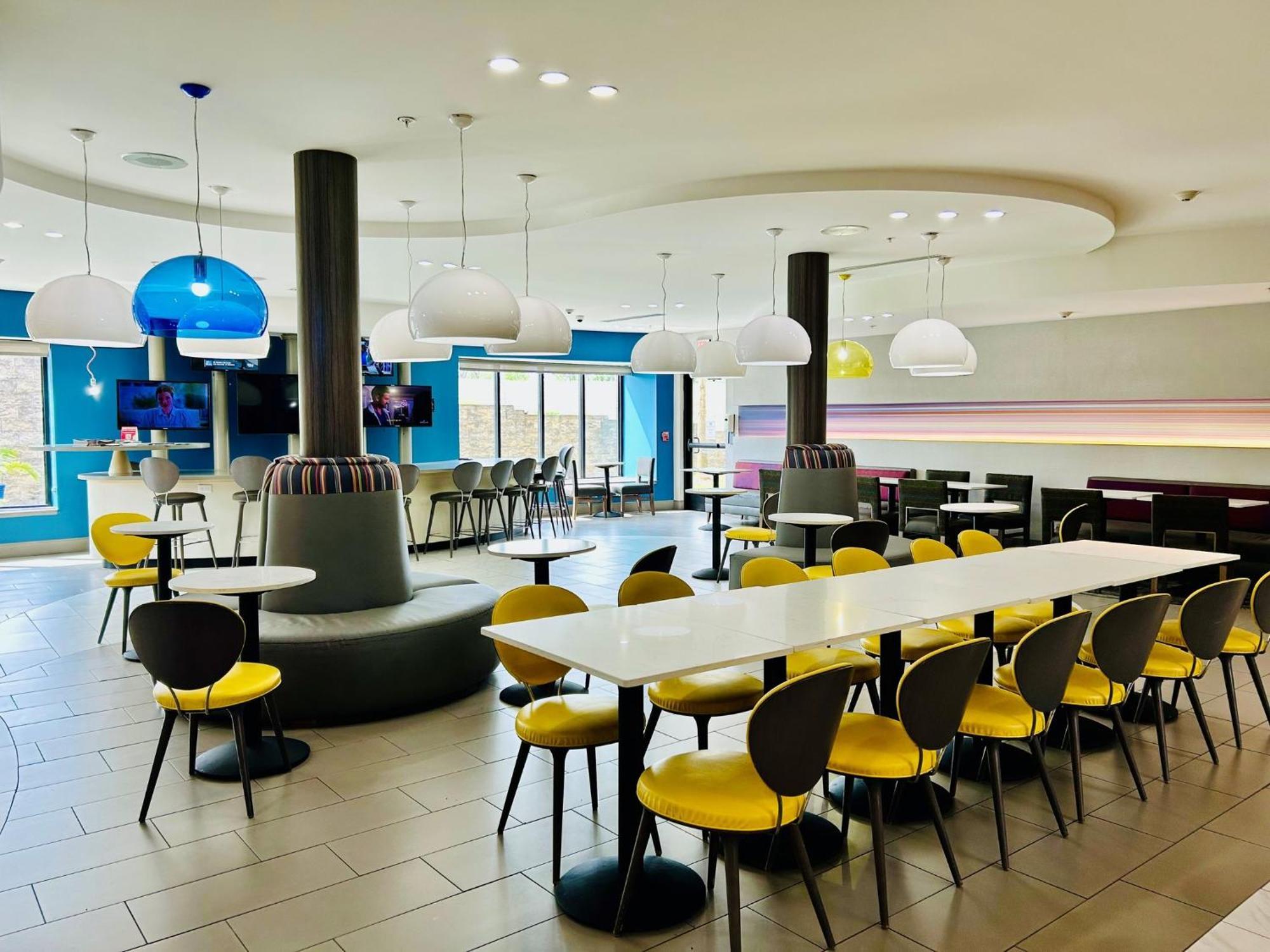 Holiday Inn Express & Suites Shippensburg By Ihg Buitenkant foto