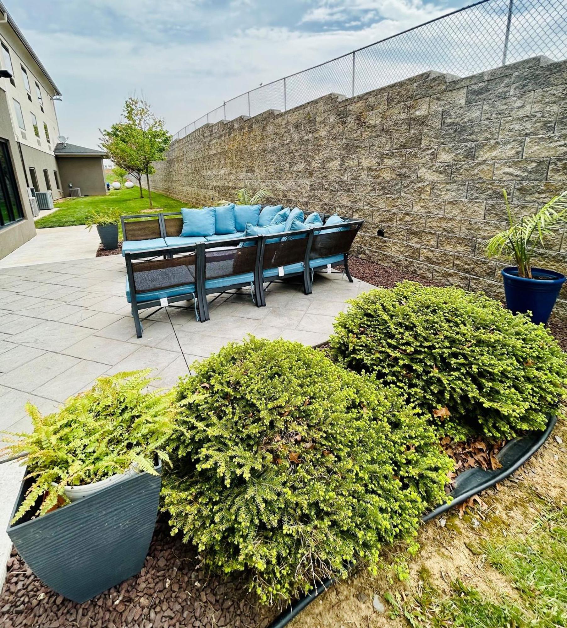 Holiday Inn Express & Suites Shippensburg By Ihg Buitenkant foto