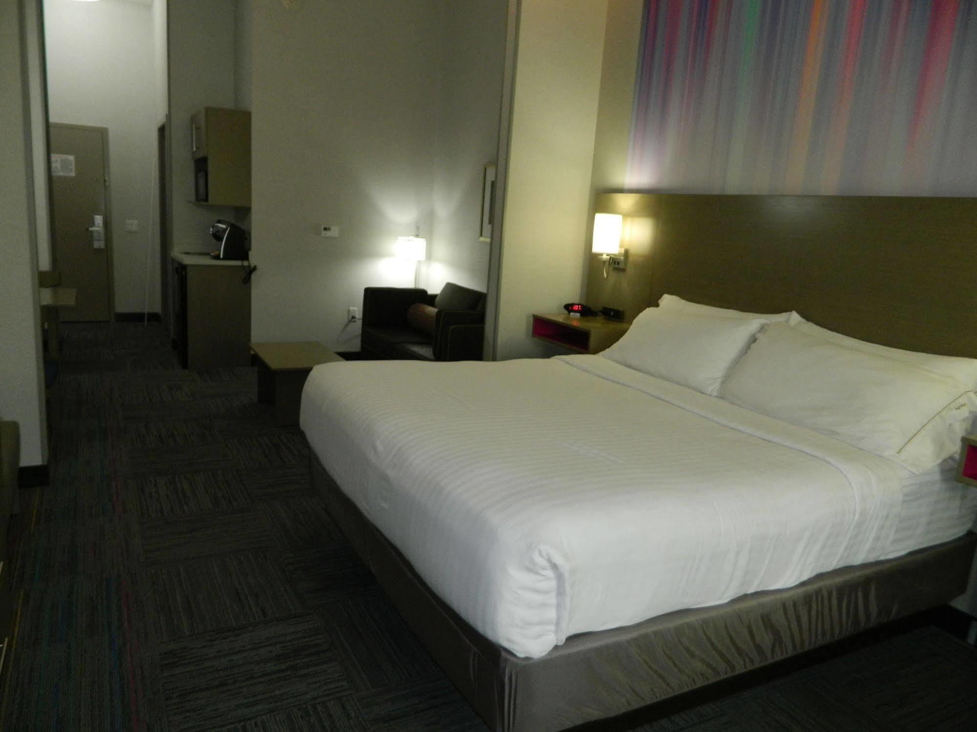 Holiday Inn Express & Suites Shippensburg By Ihg Buitenkant foto