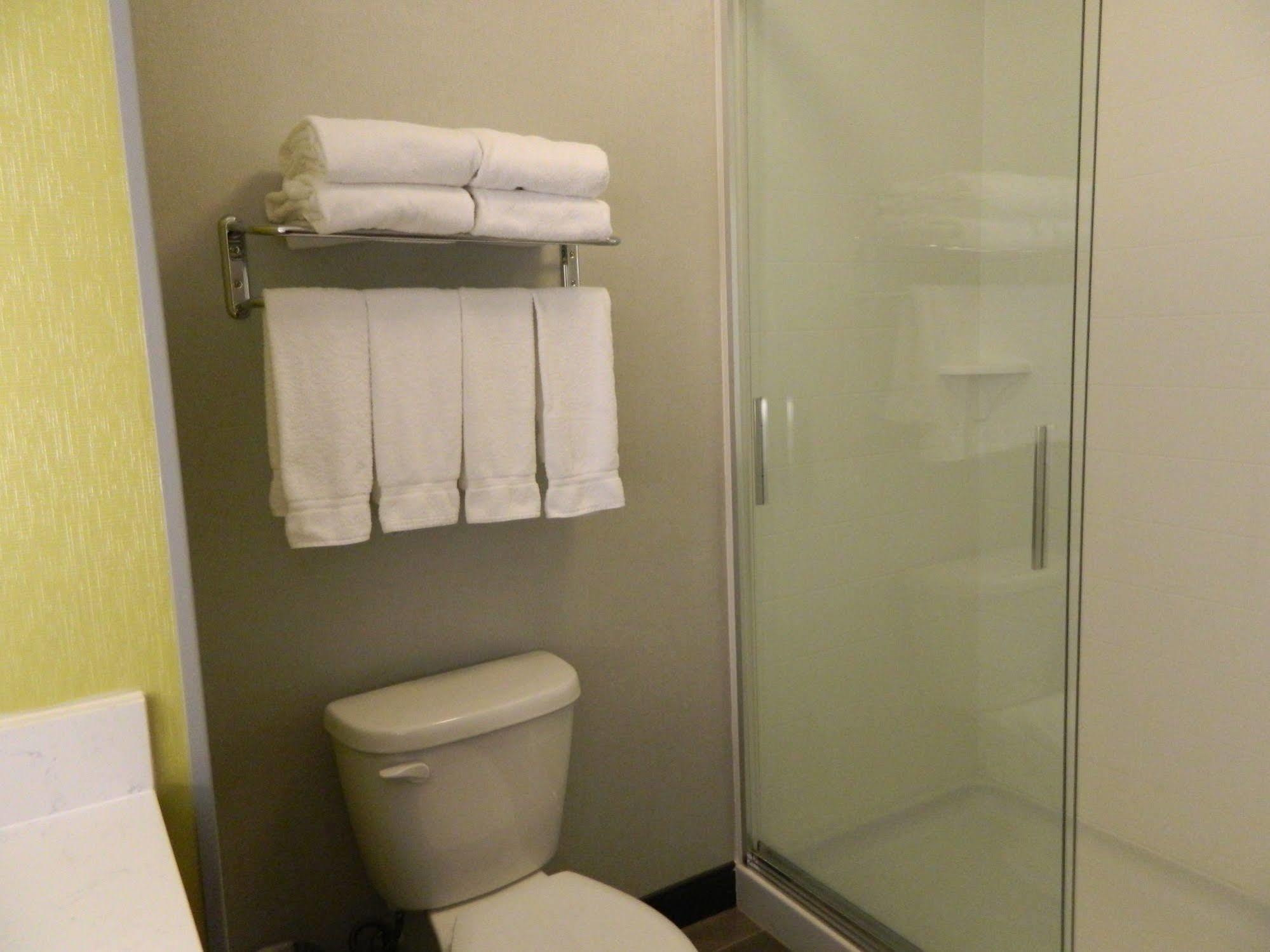 Holiday Inn Express & Suites Shippensburg By Ihg Buitenkant foto